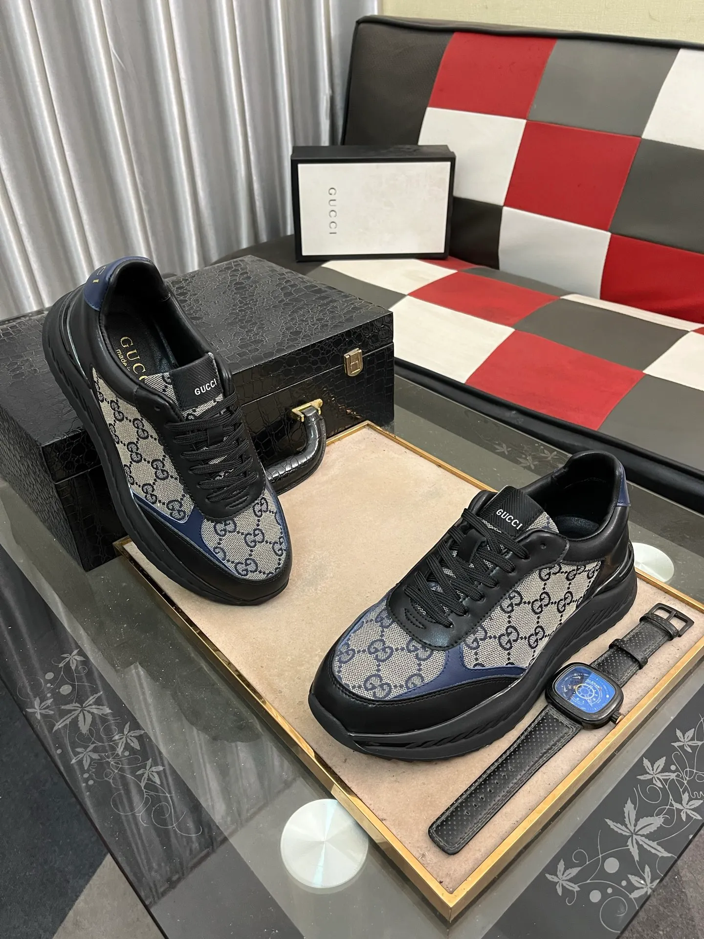 Men's shoes 💰458⌚️⌚️[GUCCI] The latest trendy men's casual shoes, the fabric is made of embossed cowhide imported from Italy, comfortable sheepskin lining + feet, the original outsole is wear-resistant and non-slip, high-level version, size: 38-444️⃣Colors available